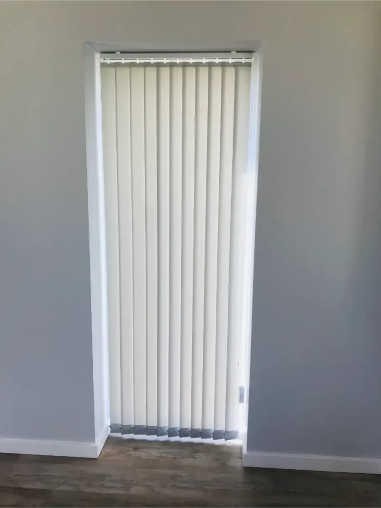 Vertikalios žaliuzės kaina